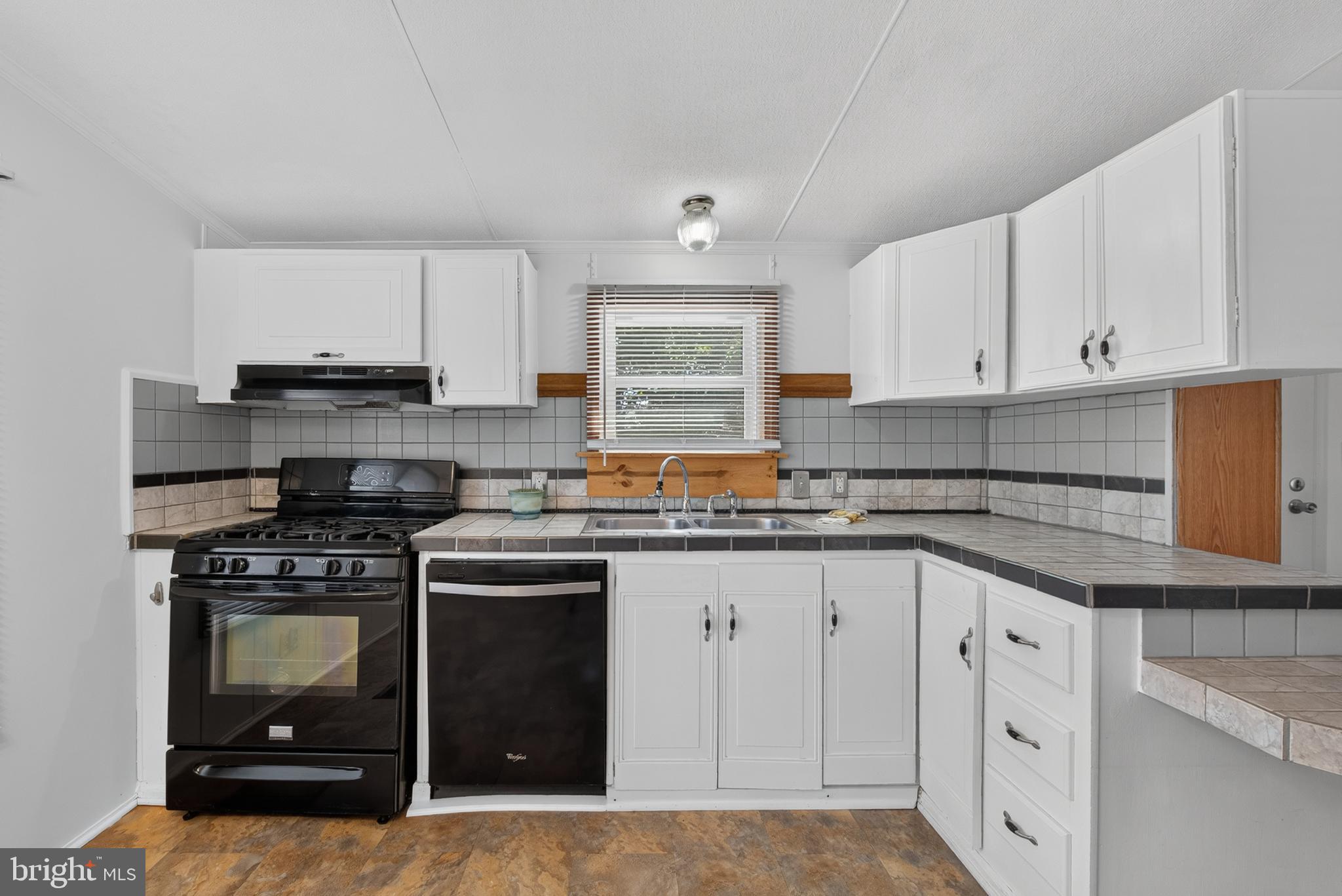 PHEASANT RIDGE MHP - Residential