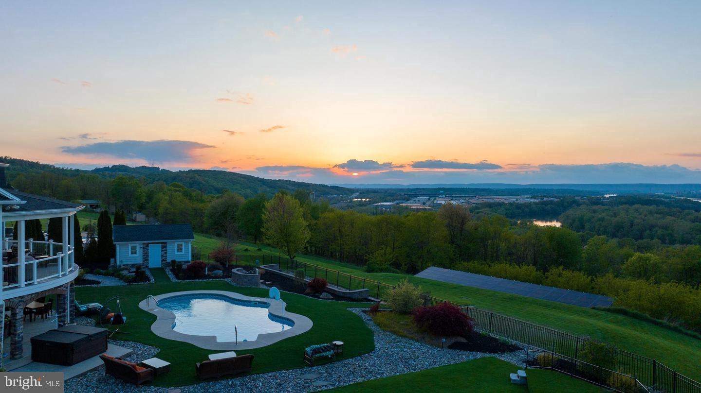 FAIRVIEW TWP - Residential