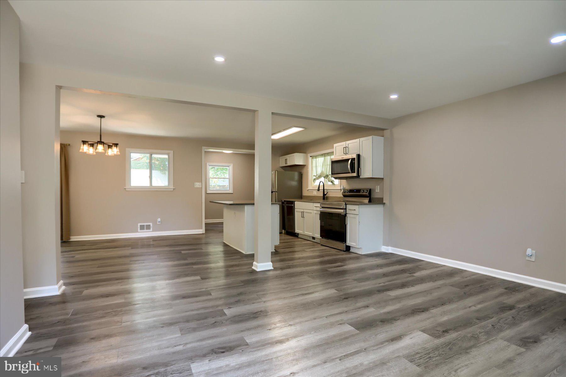ODENTON HEIGHTS - Residential
