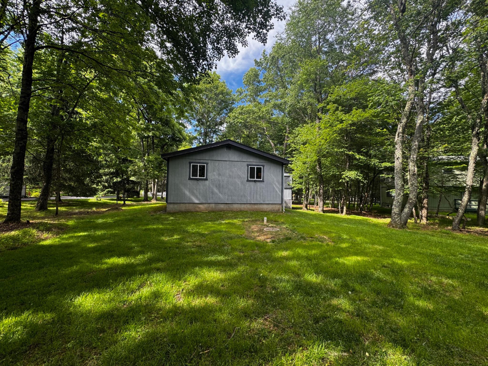 TOWAMENSING TRAILS - Residential