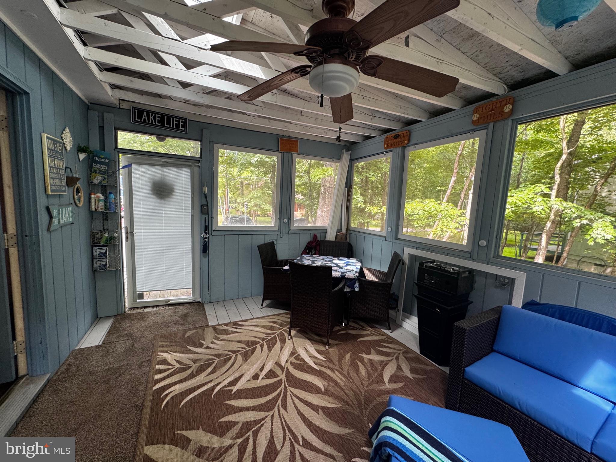 TOWAMENSING TRAILS - Residential