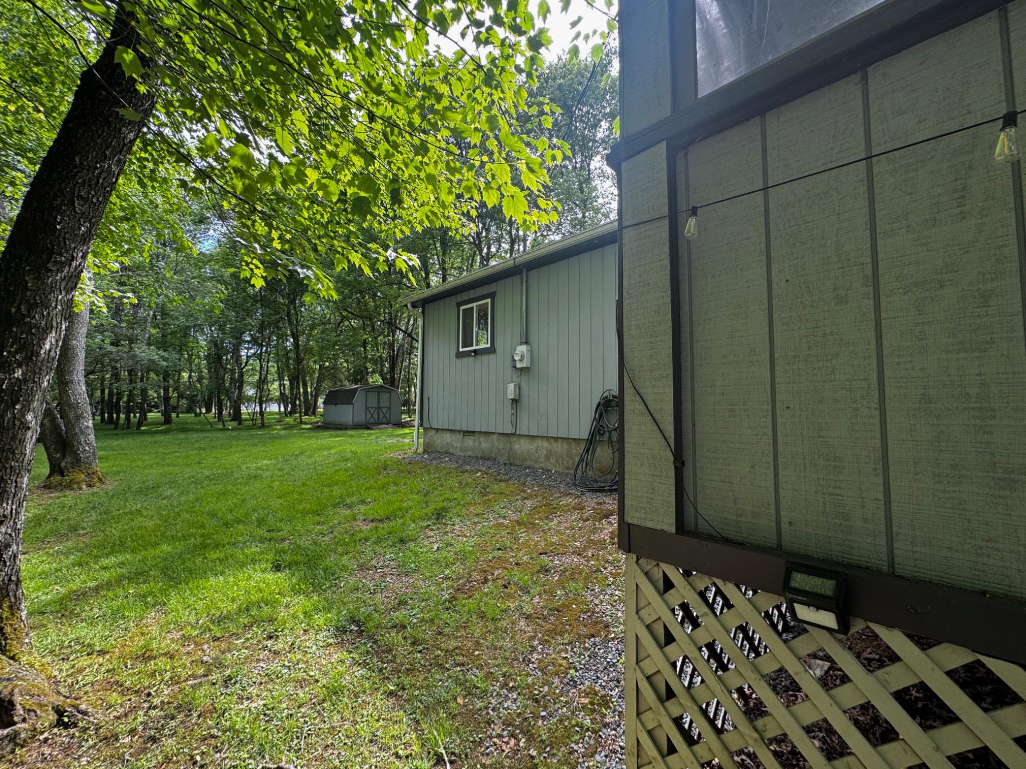 TOWAMENSING TRAILS - Residential