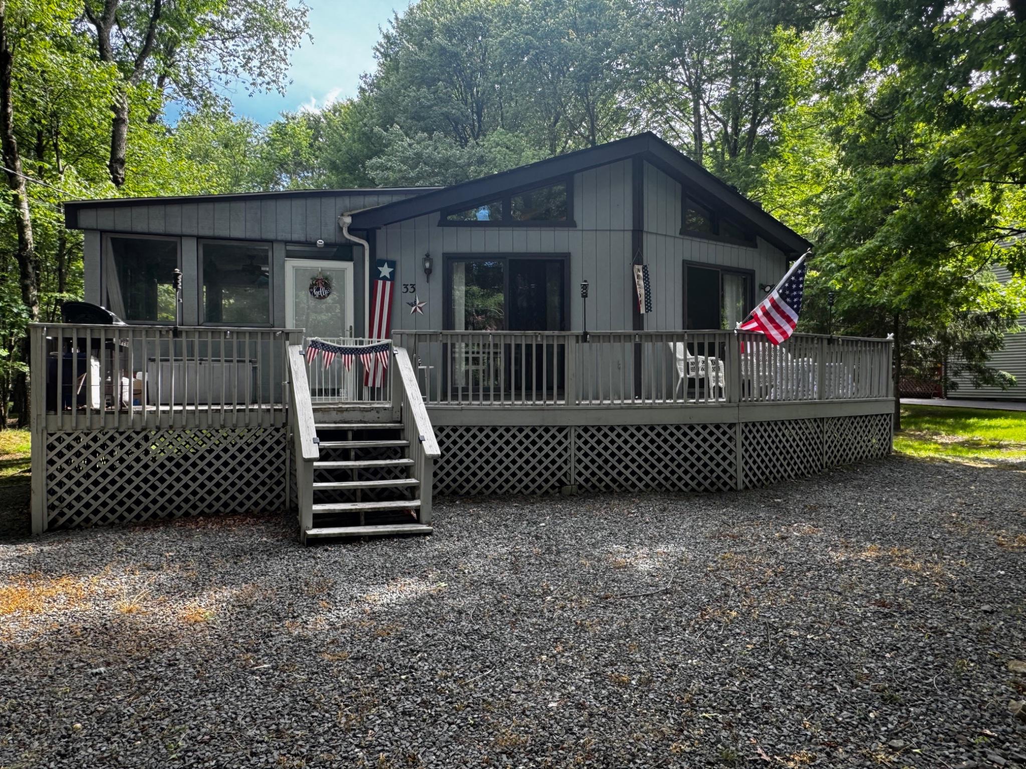 TOWAMENSING TRAILS - Residential