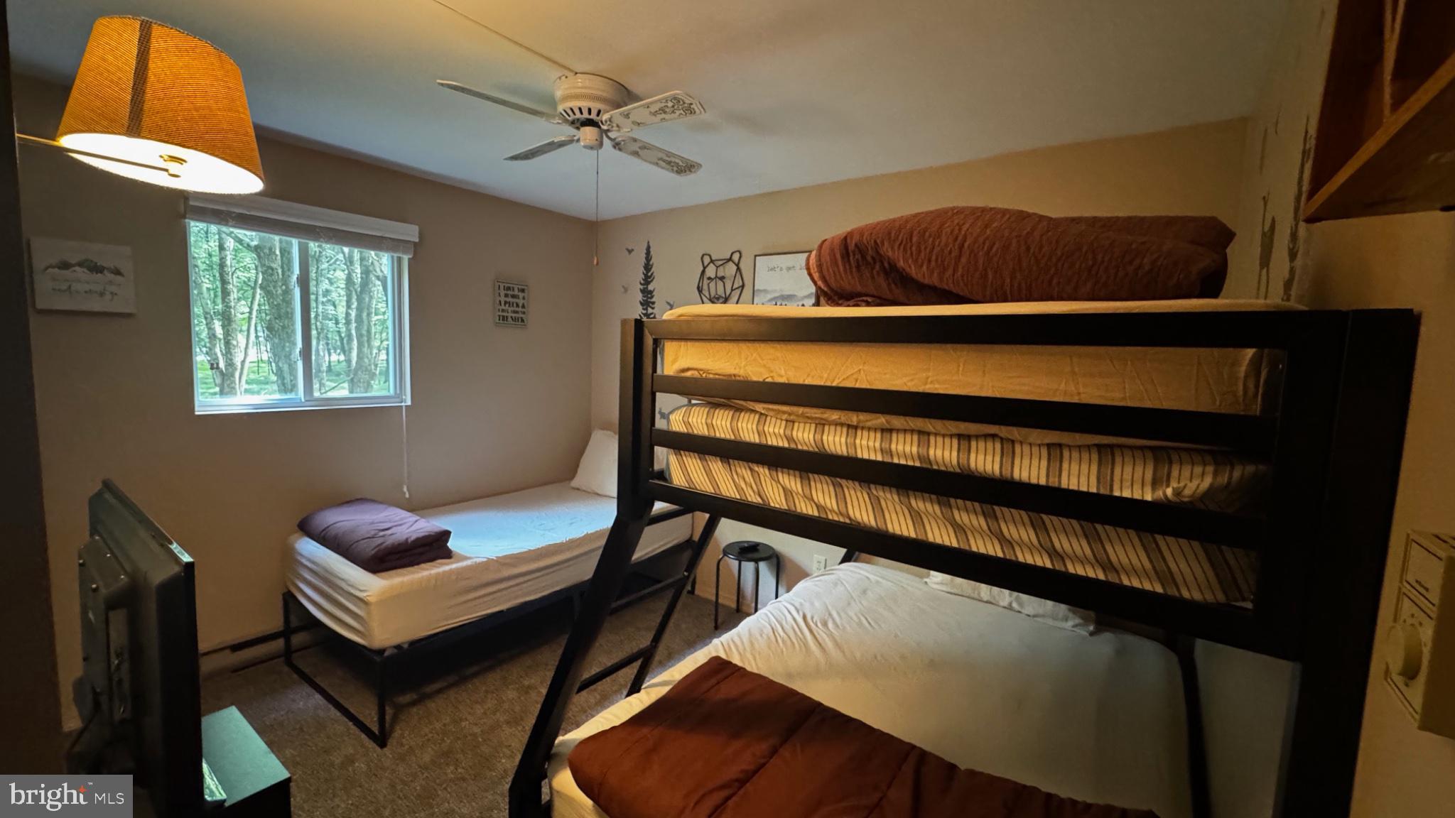 TOWAMENSING TRAILS - Residential