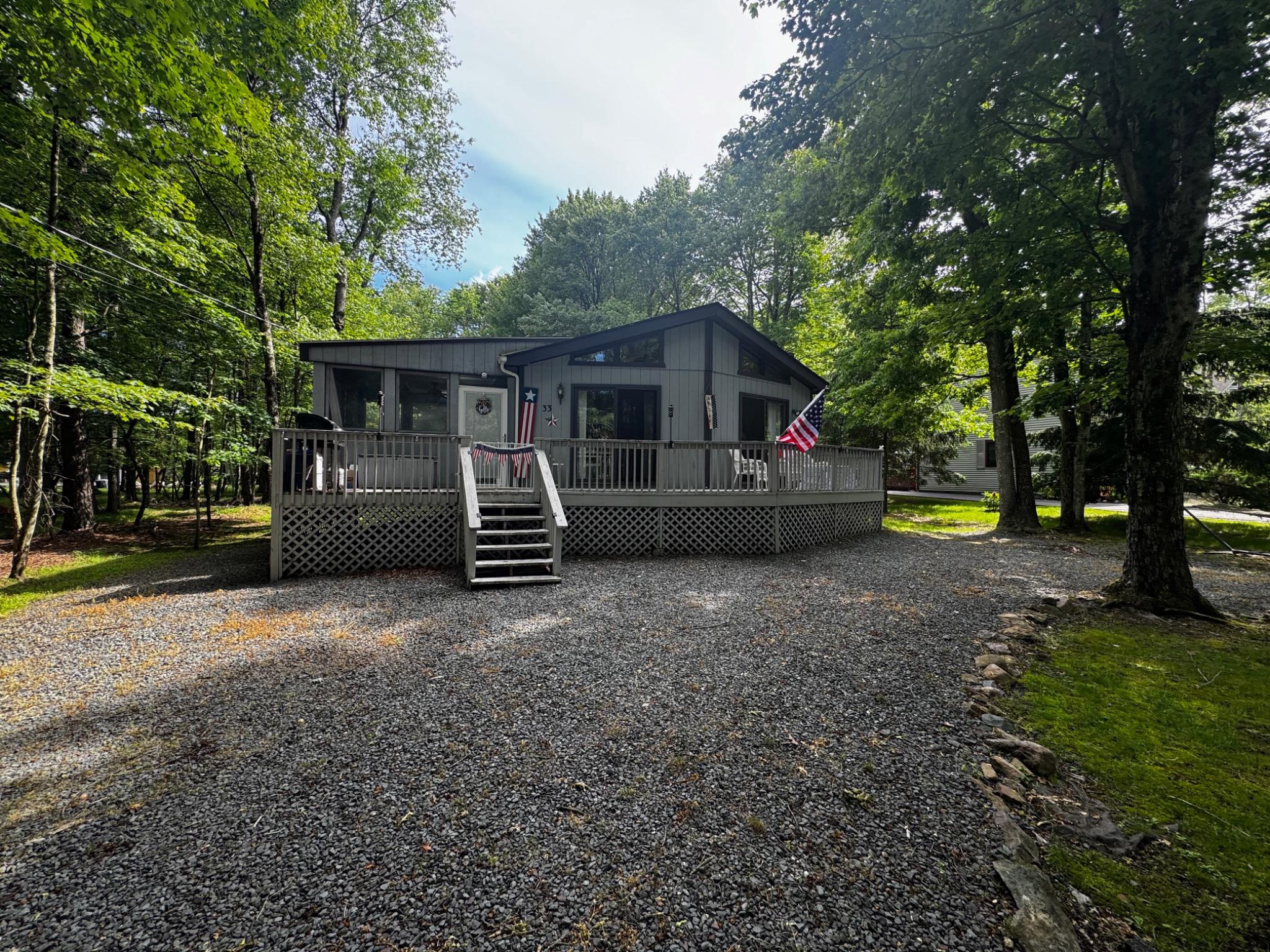 TOWAMENSING TRAILS - Residential