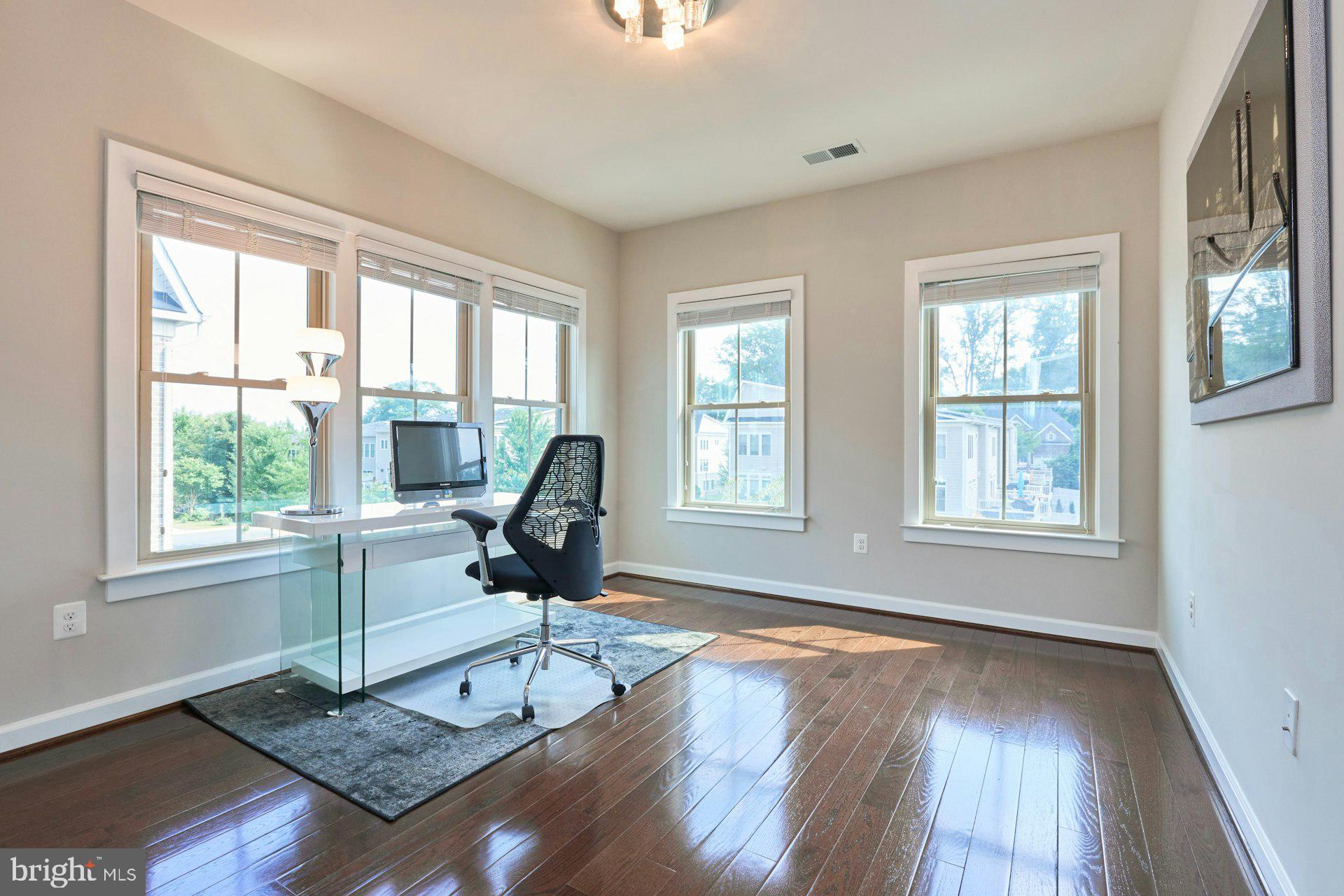 CHESTNUT PLACE - Residential