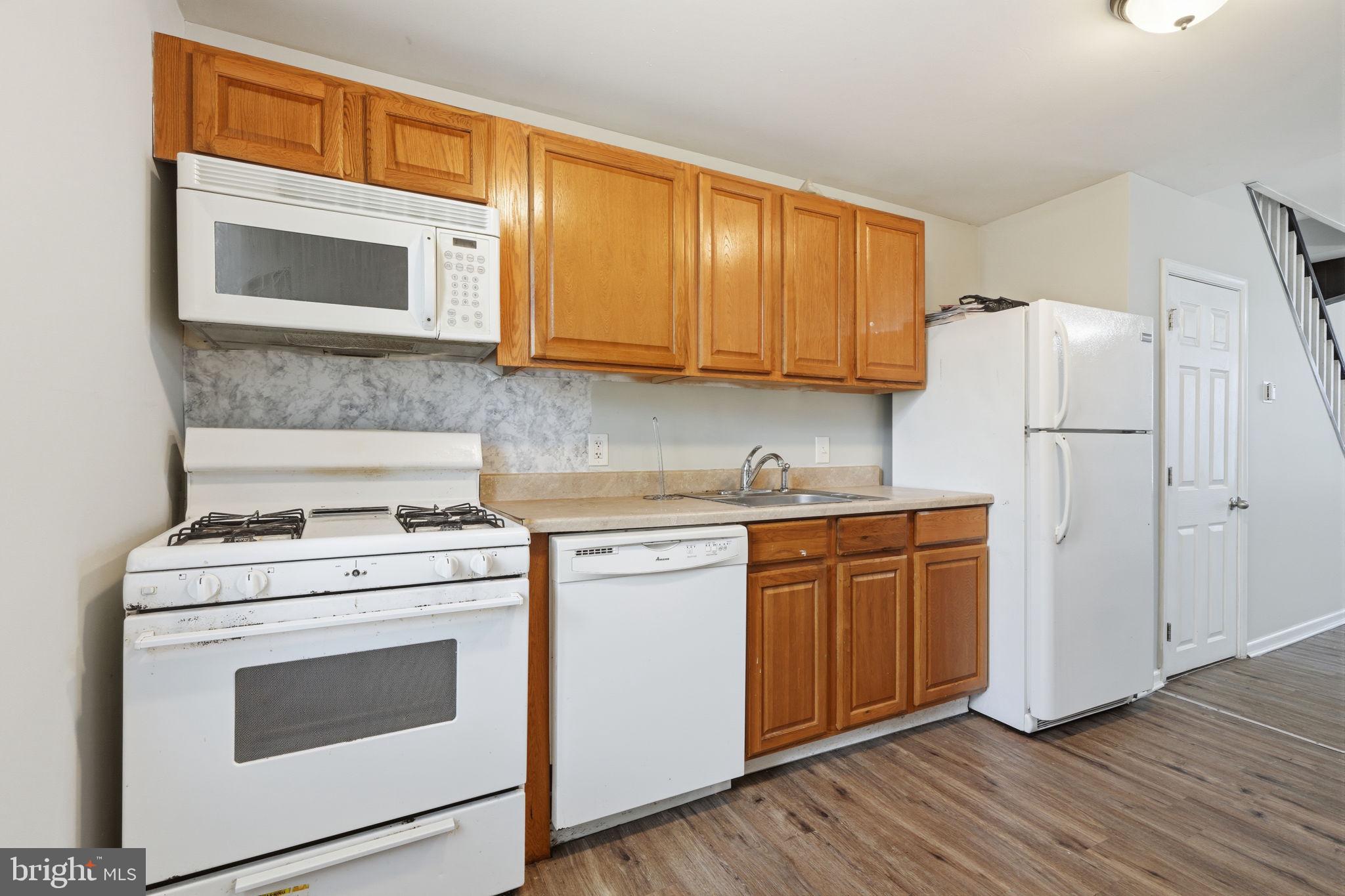 POINT BREEZE - Residential