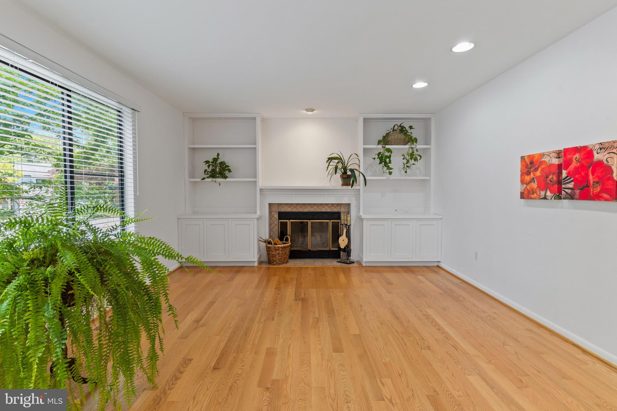 WHEATFIELD - Residential