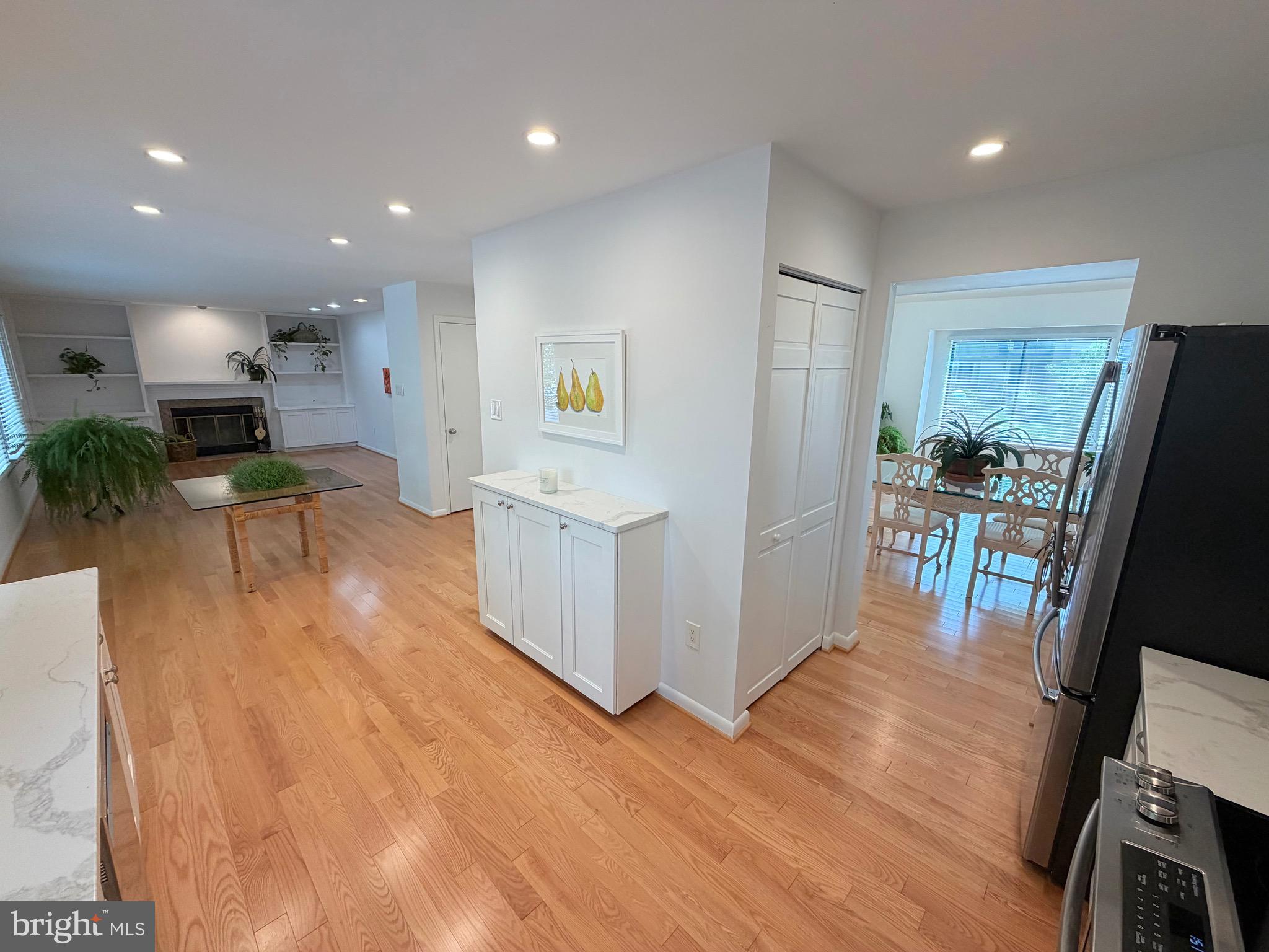 WHEATFIELD - Residential
