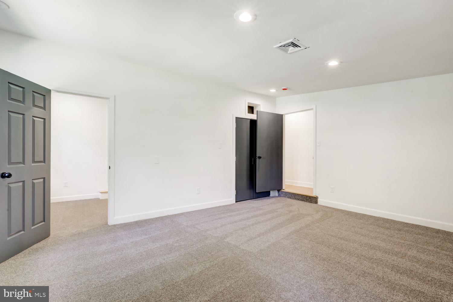 BROOKSIDE ESTATES - Residential