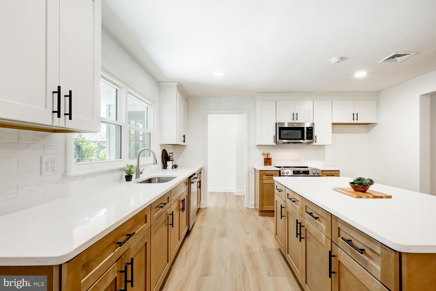 BROOKSIDE ESTATES - Residential