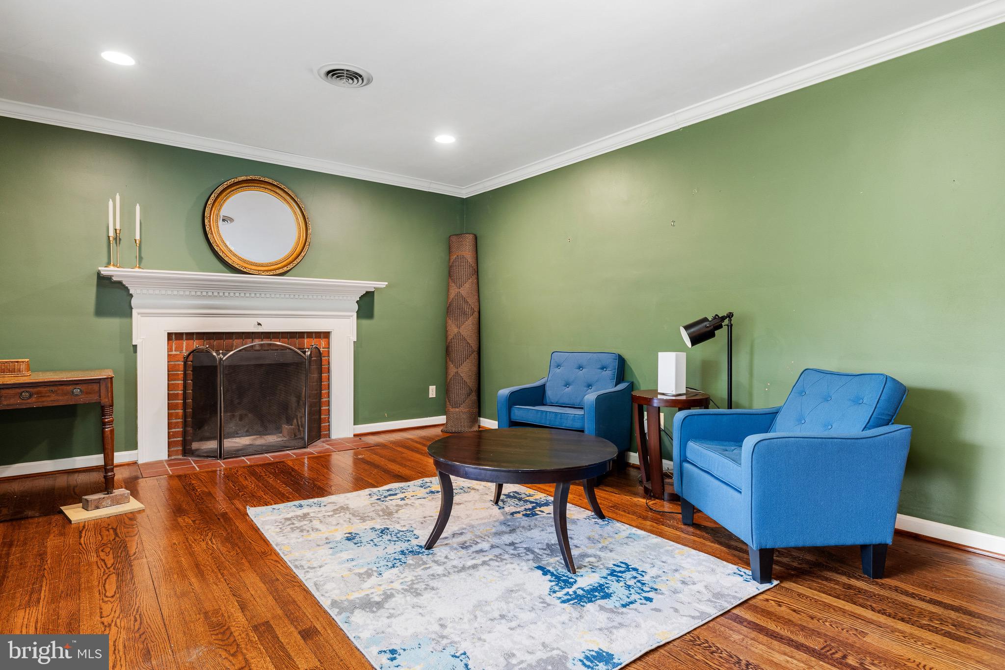 COLLEGE HEIGHTS - Residential