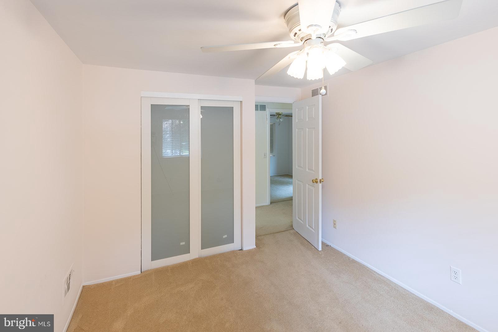 OAKLAND MILLS - Residential