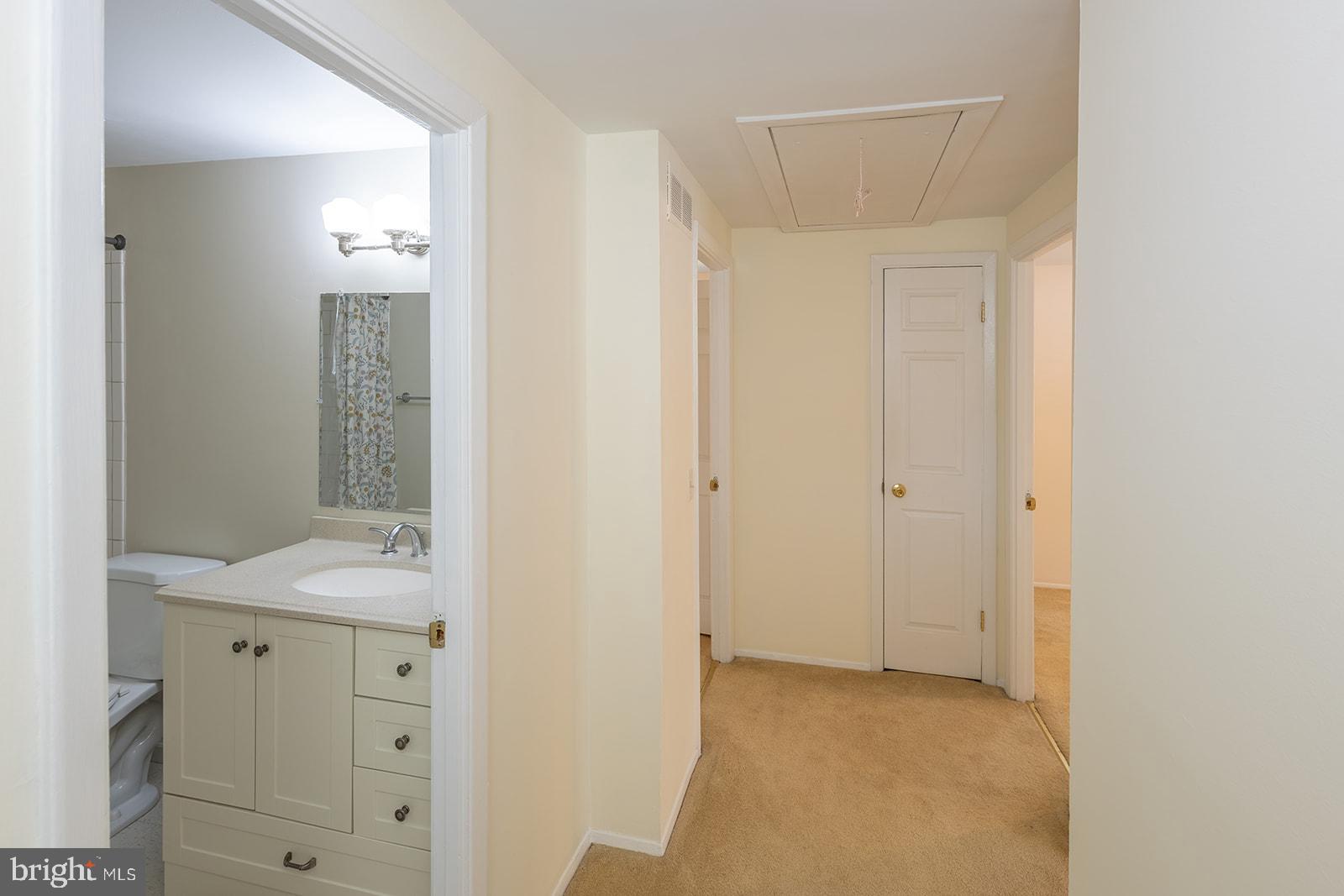 OAKLAND MILLS - Residential