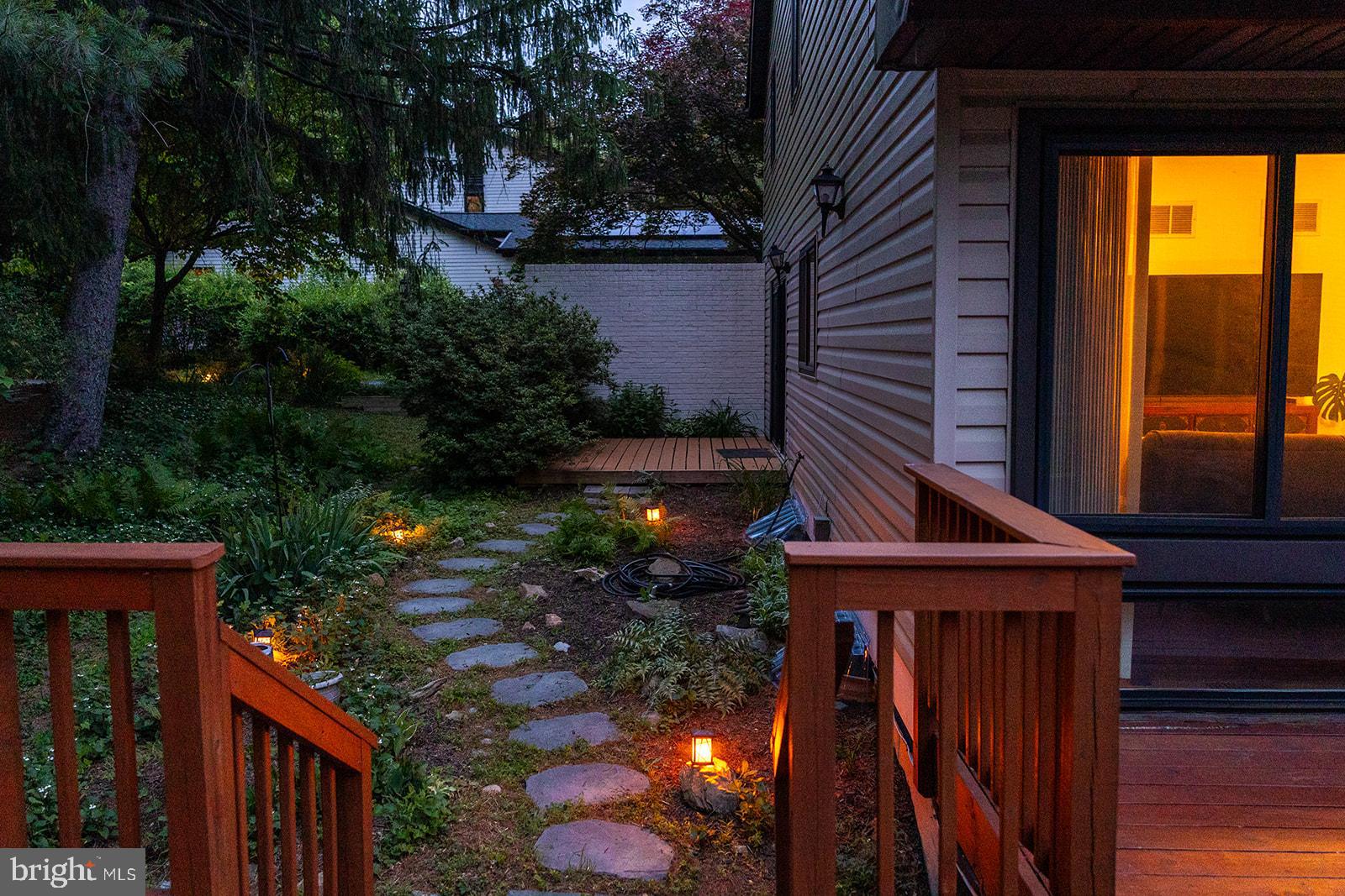 OAKLAND MILLS - Residential