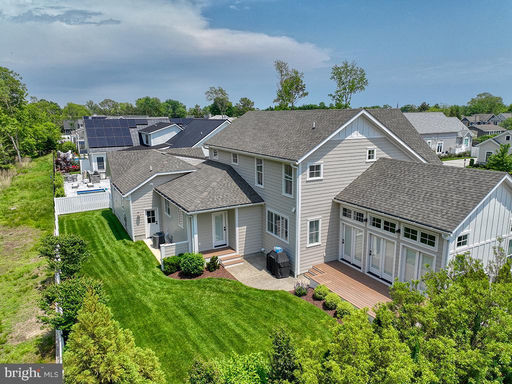MARINERS RETREAT - Residential
