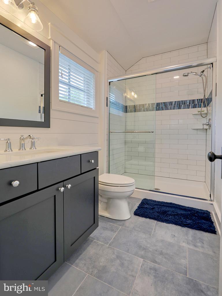 MARINERS RETREAT - Residential