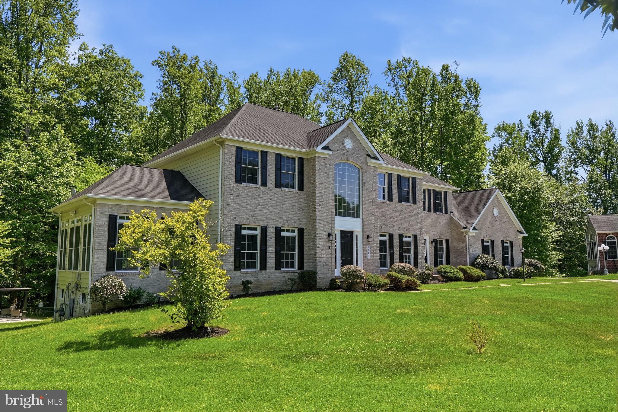 WOODMORE SOUTH - Residential