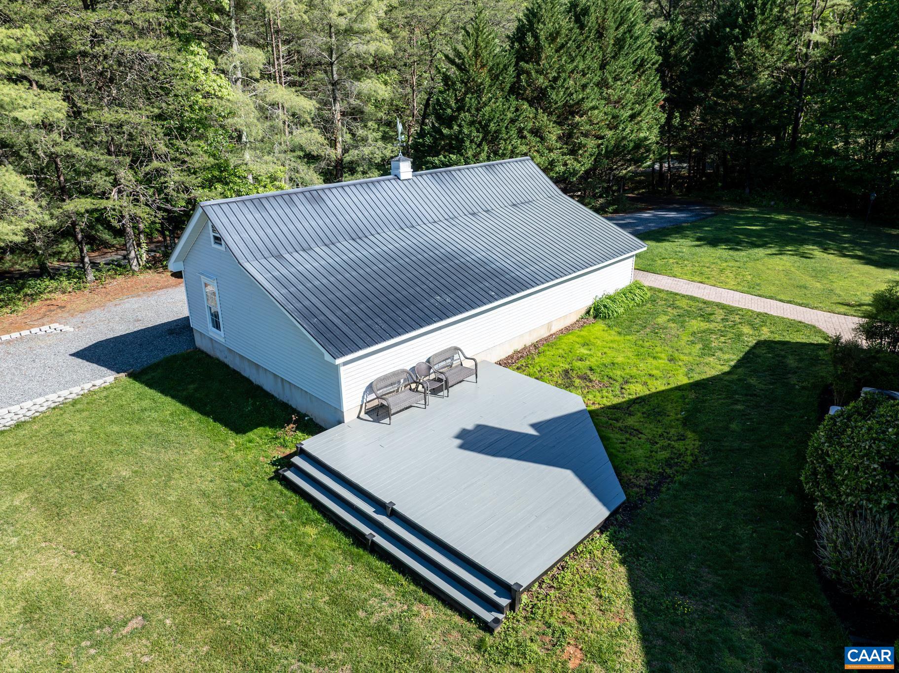DAWSONVILLE - Residential
