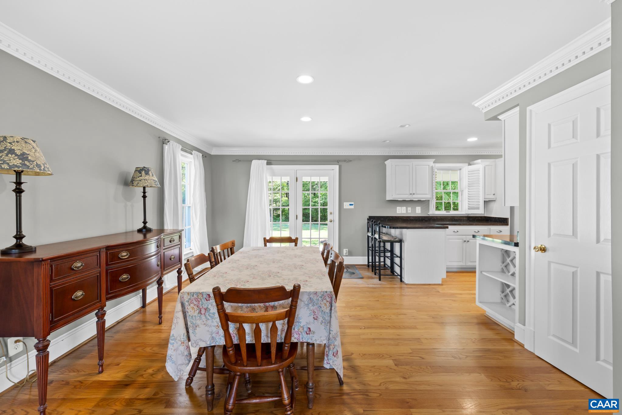 DAWSONVILLE - Residential
