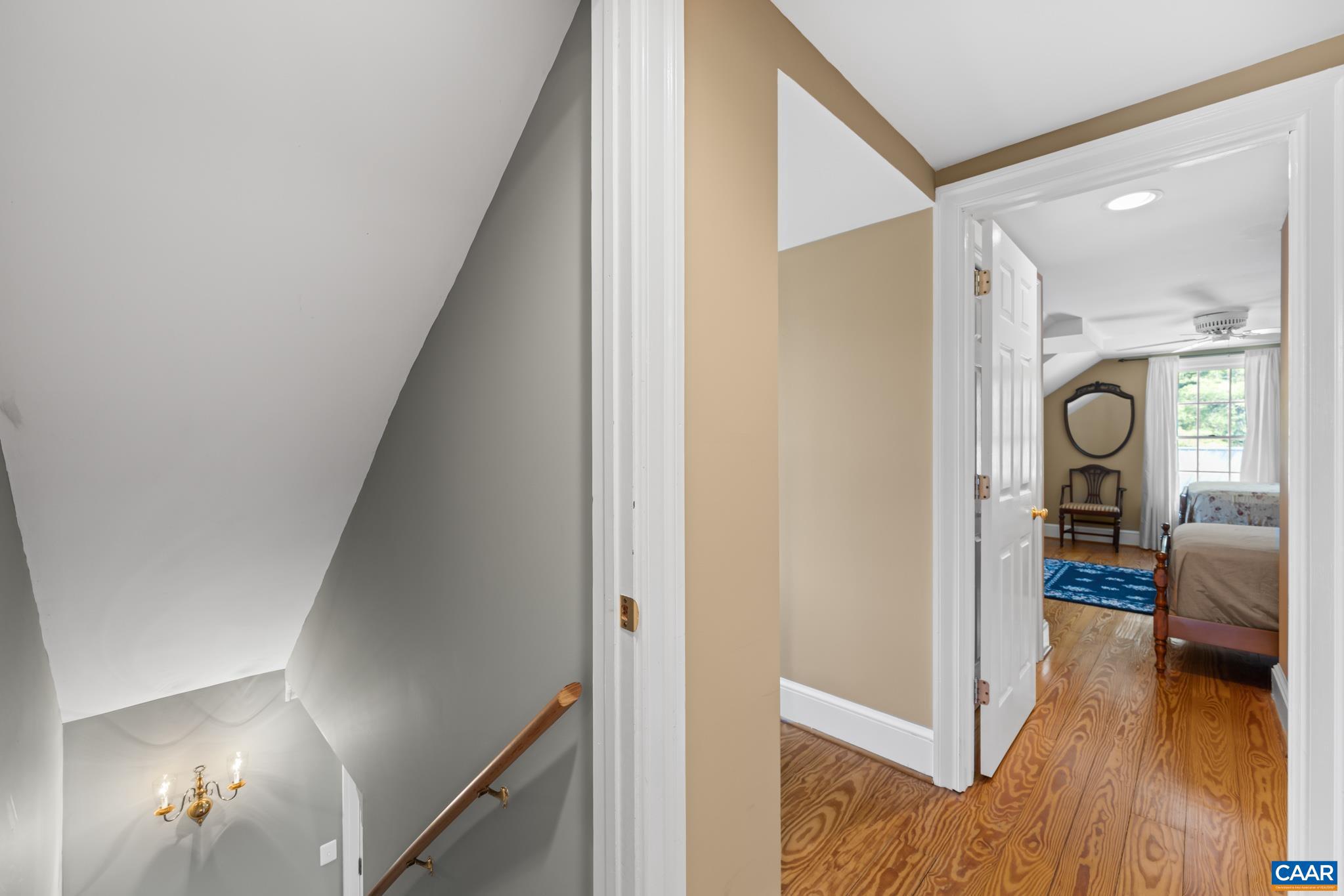 DAWSONVILLE - Residential