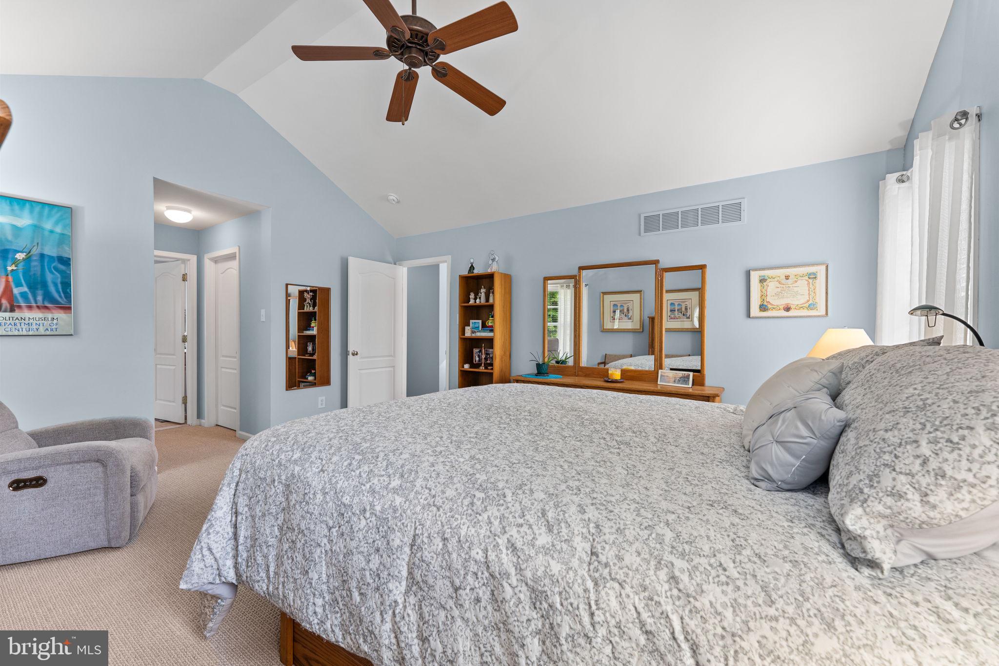 KINGS GRANT - Residential