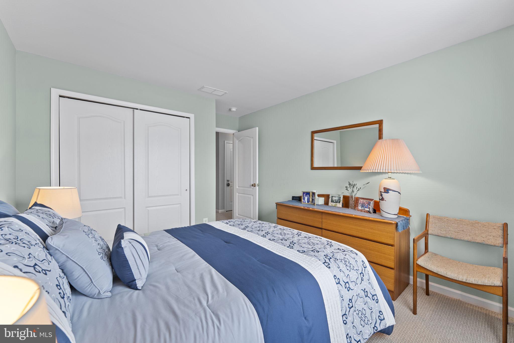KINGS GRANT - Residential