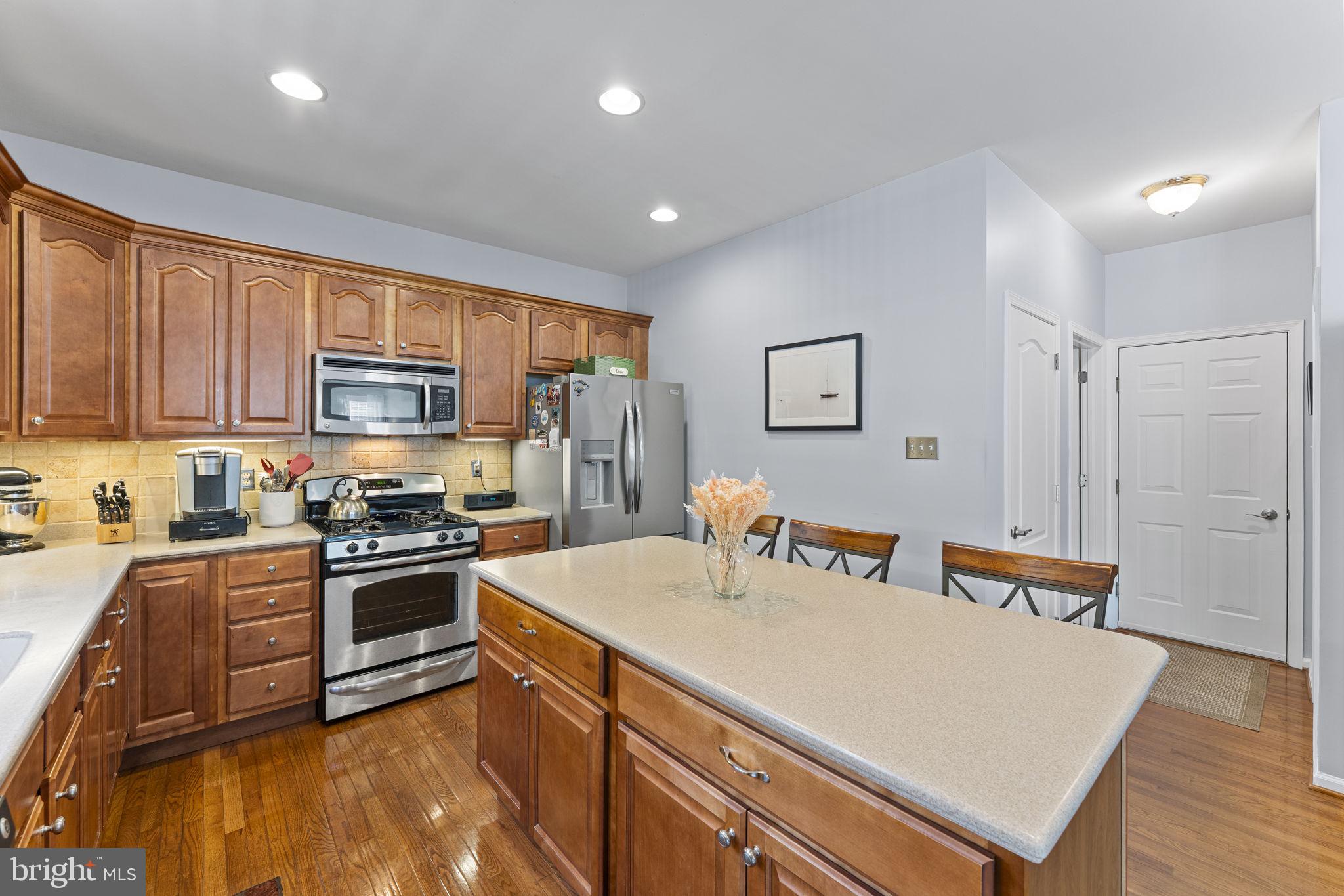 KINGS GRANT - Residential