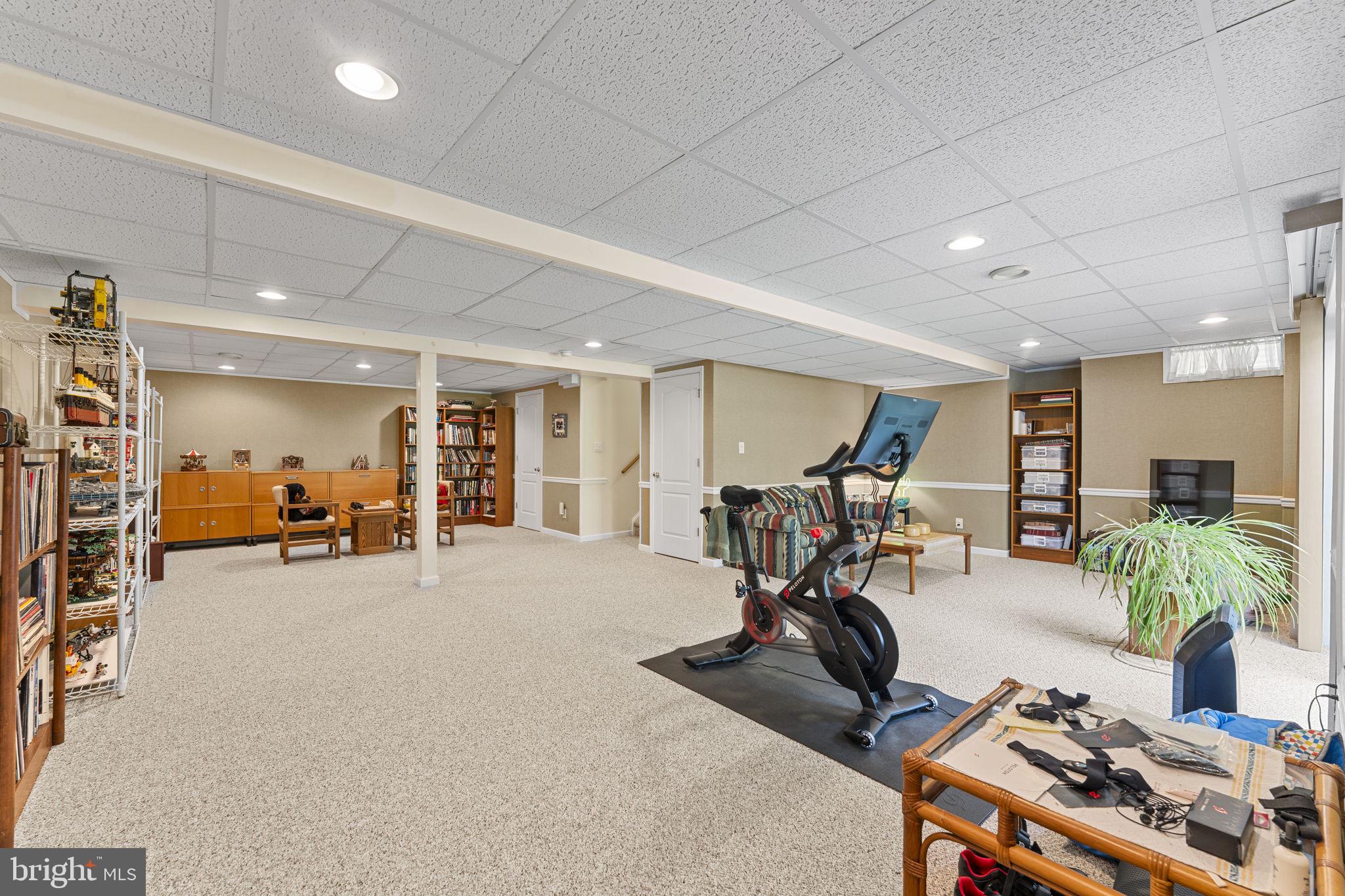 KINGS GRANT - Residential