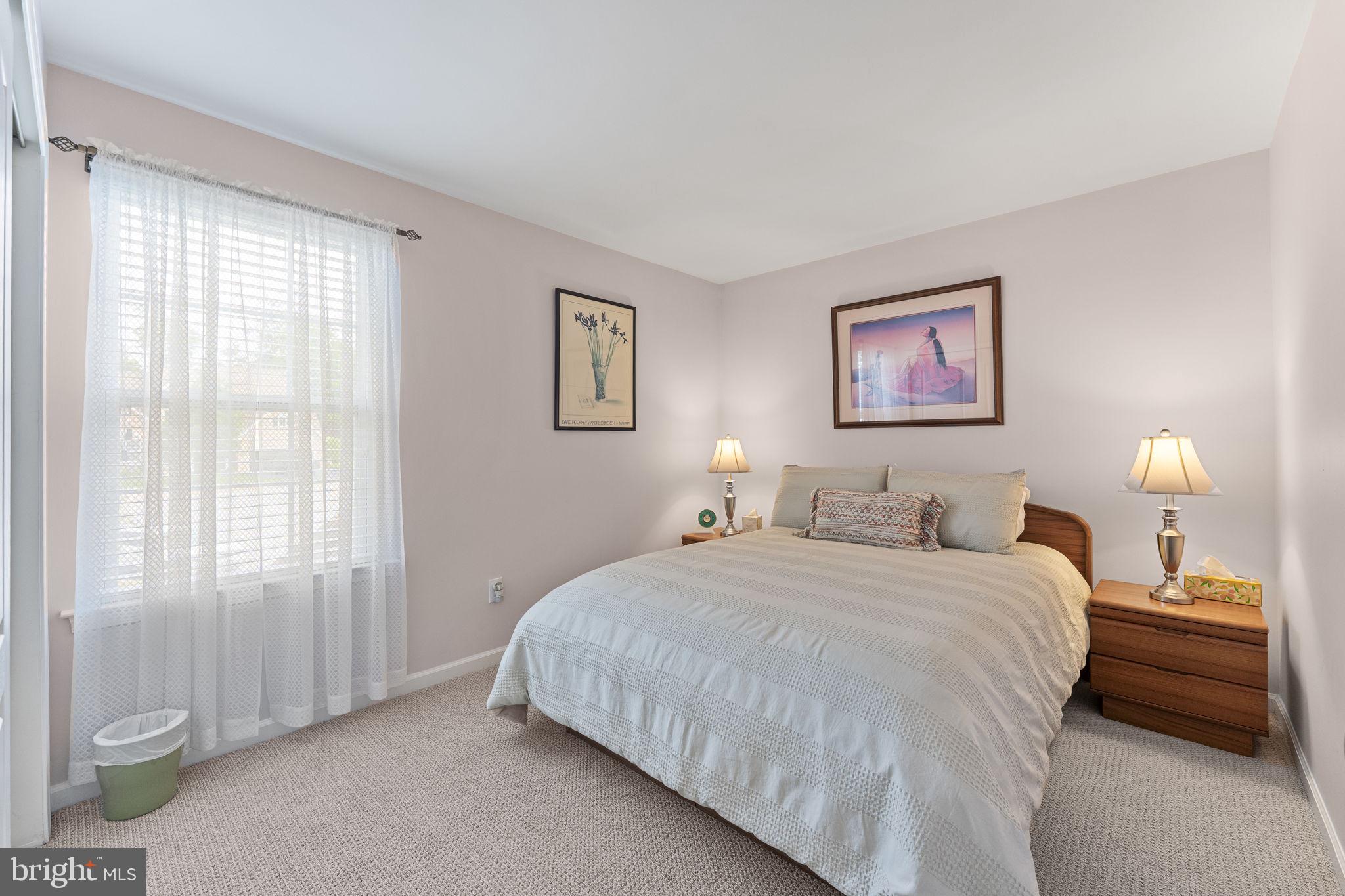 KINGS GRANT - Residential