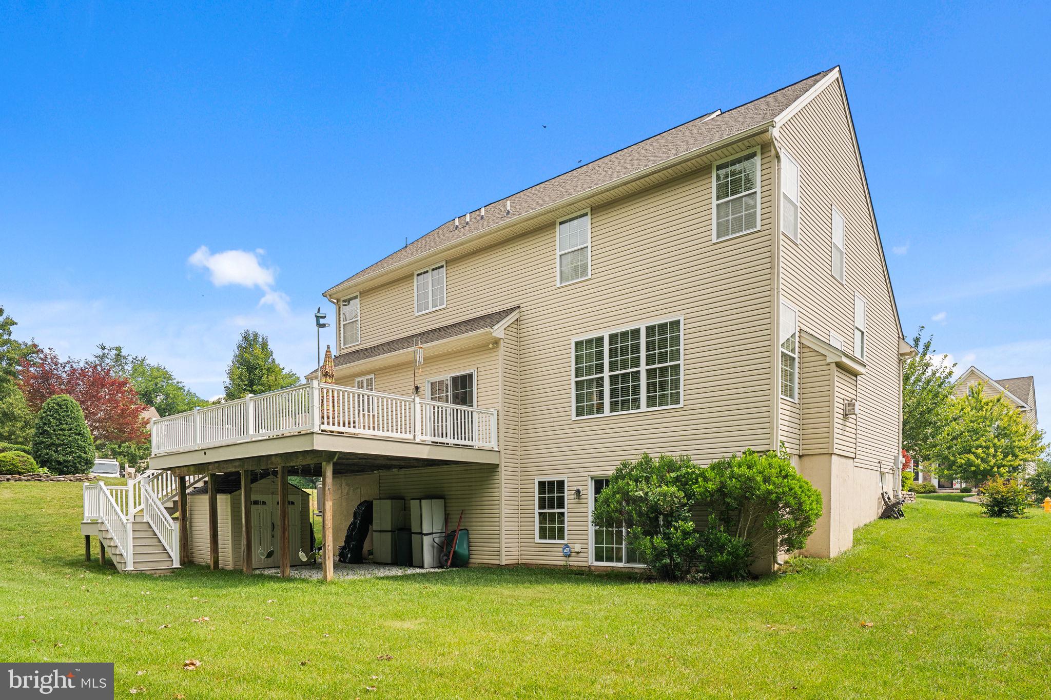 KINGS GRANT - Residential