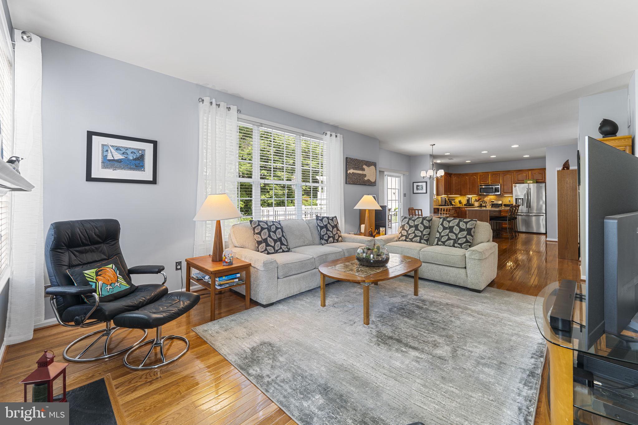 KINGS GRANT - Residential