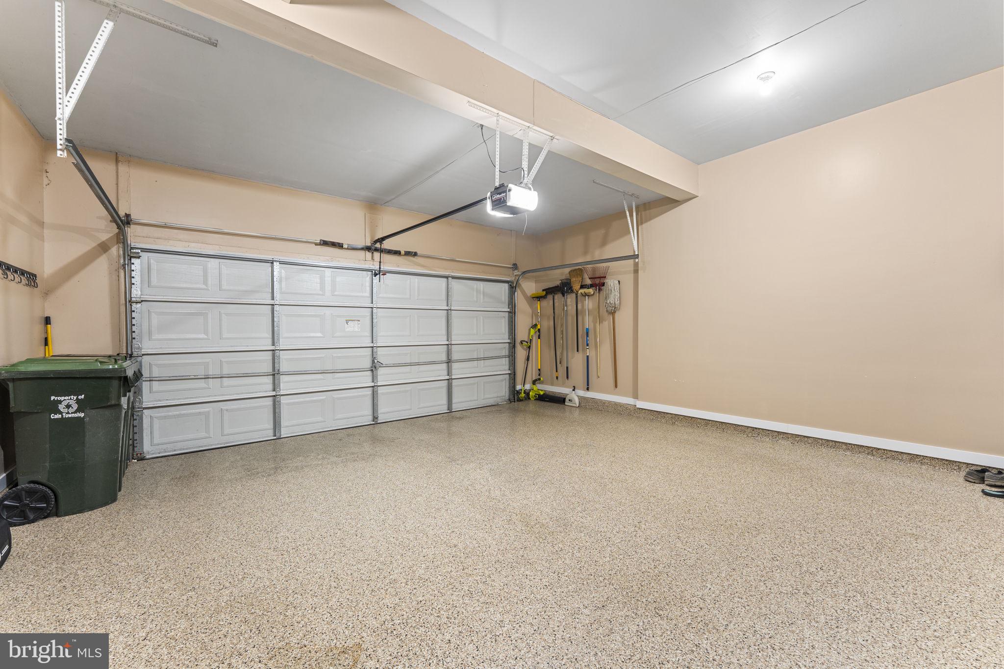 KINGS GRANT - Residential