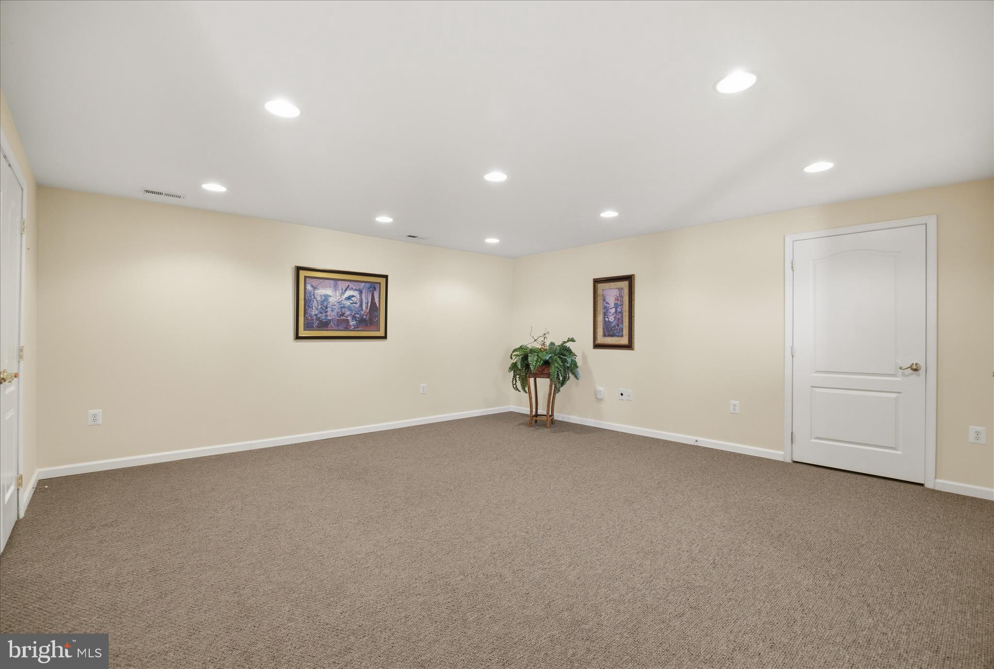 SLOOP COVE LANDING - Residential