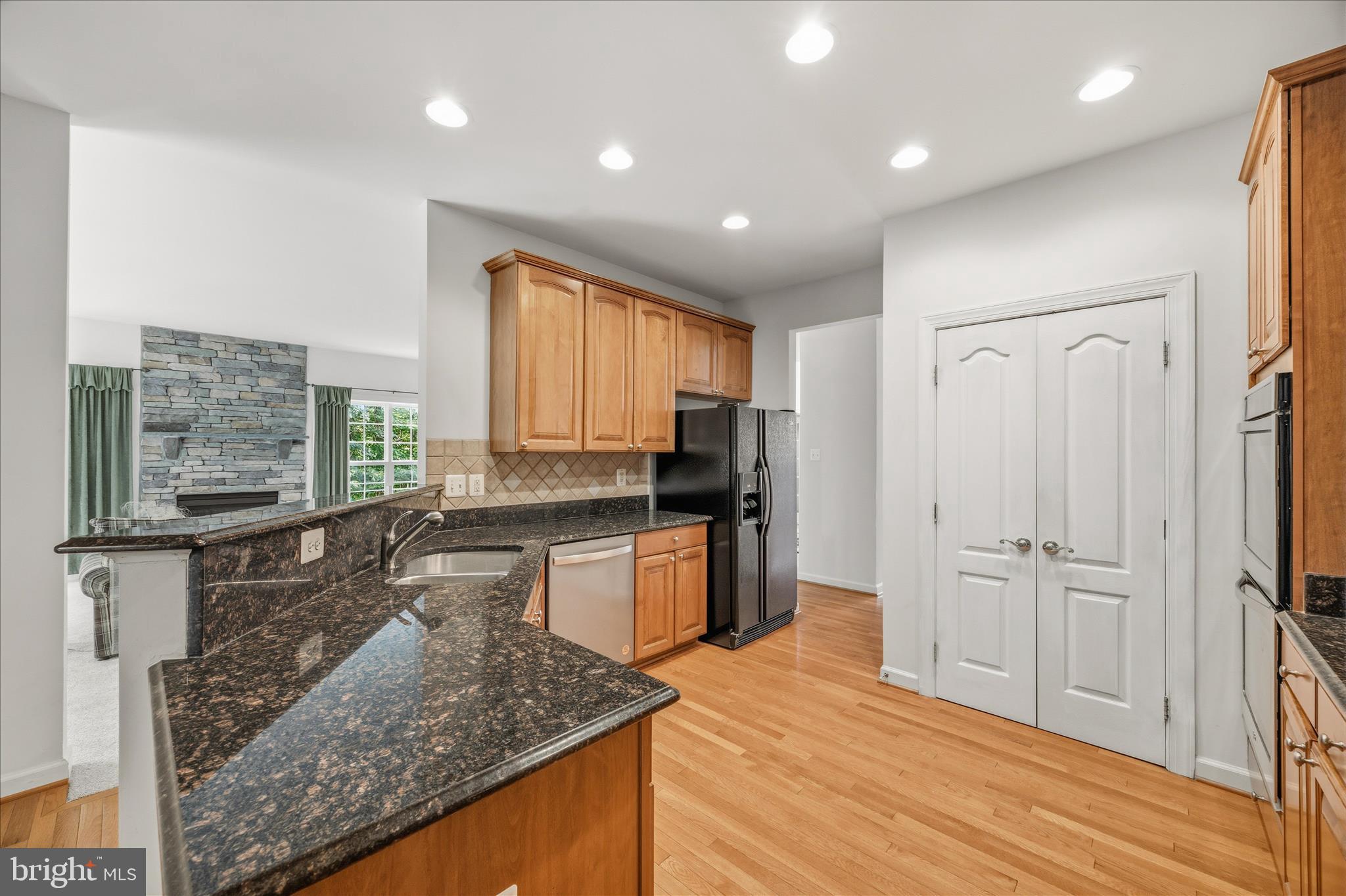 SLOOP COVE LANDING - Residential