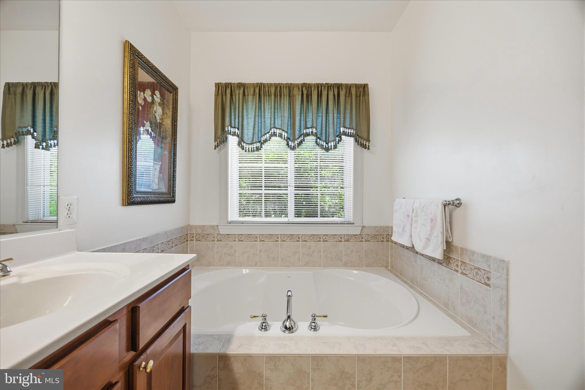 SLOOP COVE LANDING - Residential