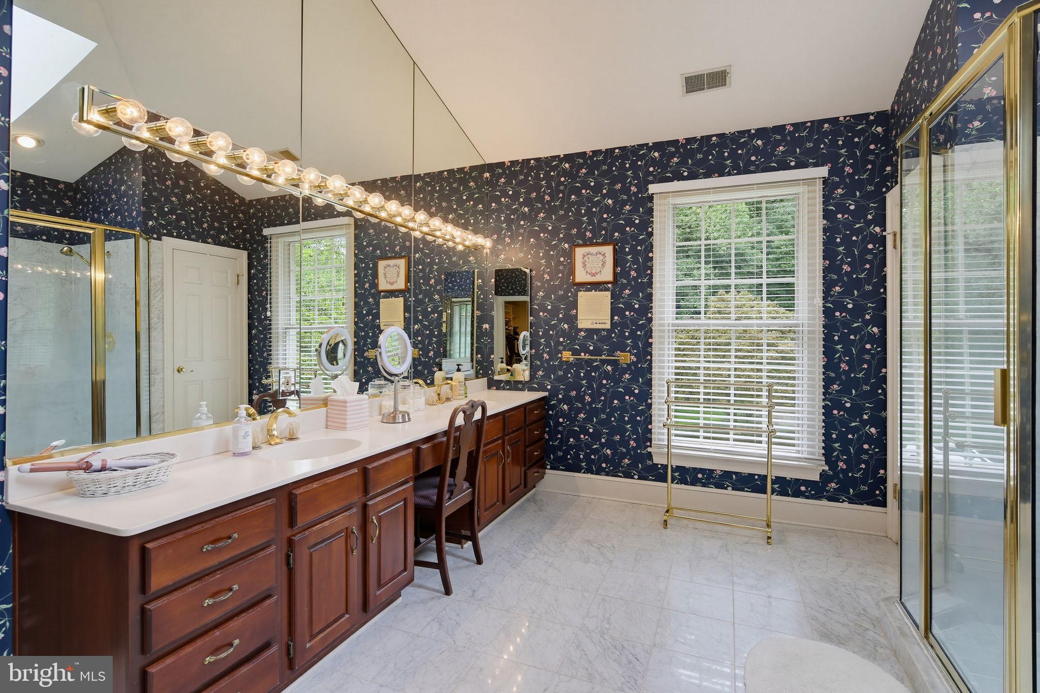 BUCKSKIN WOODS - Residential