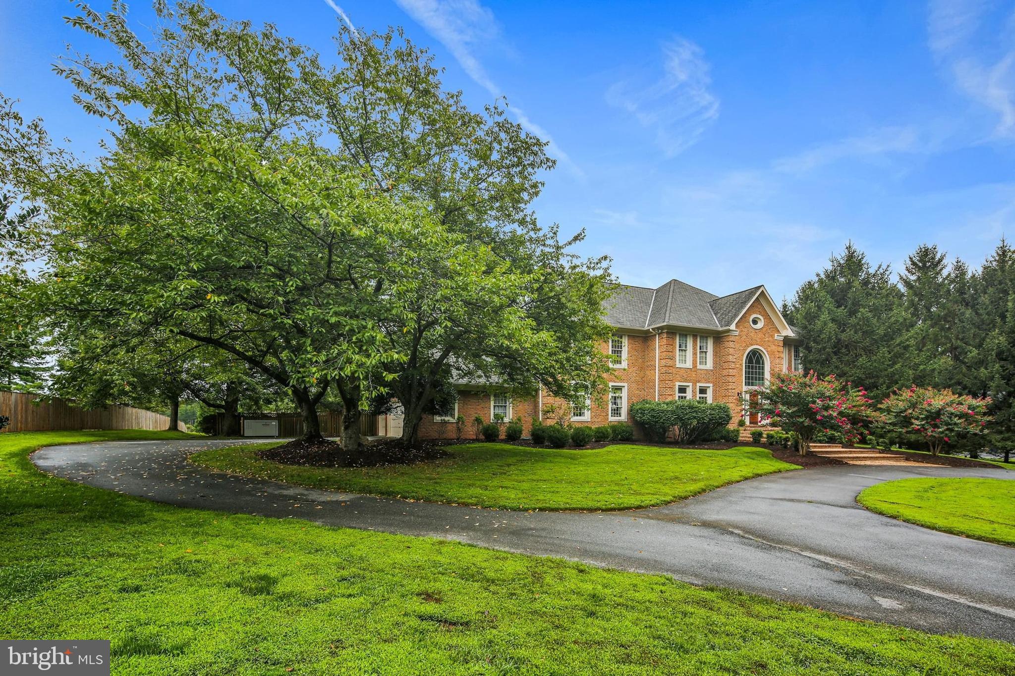 BUCKSKIN WOODS - Residential