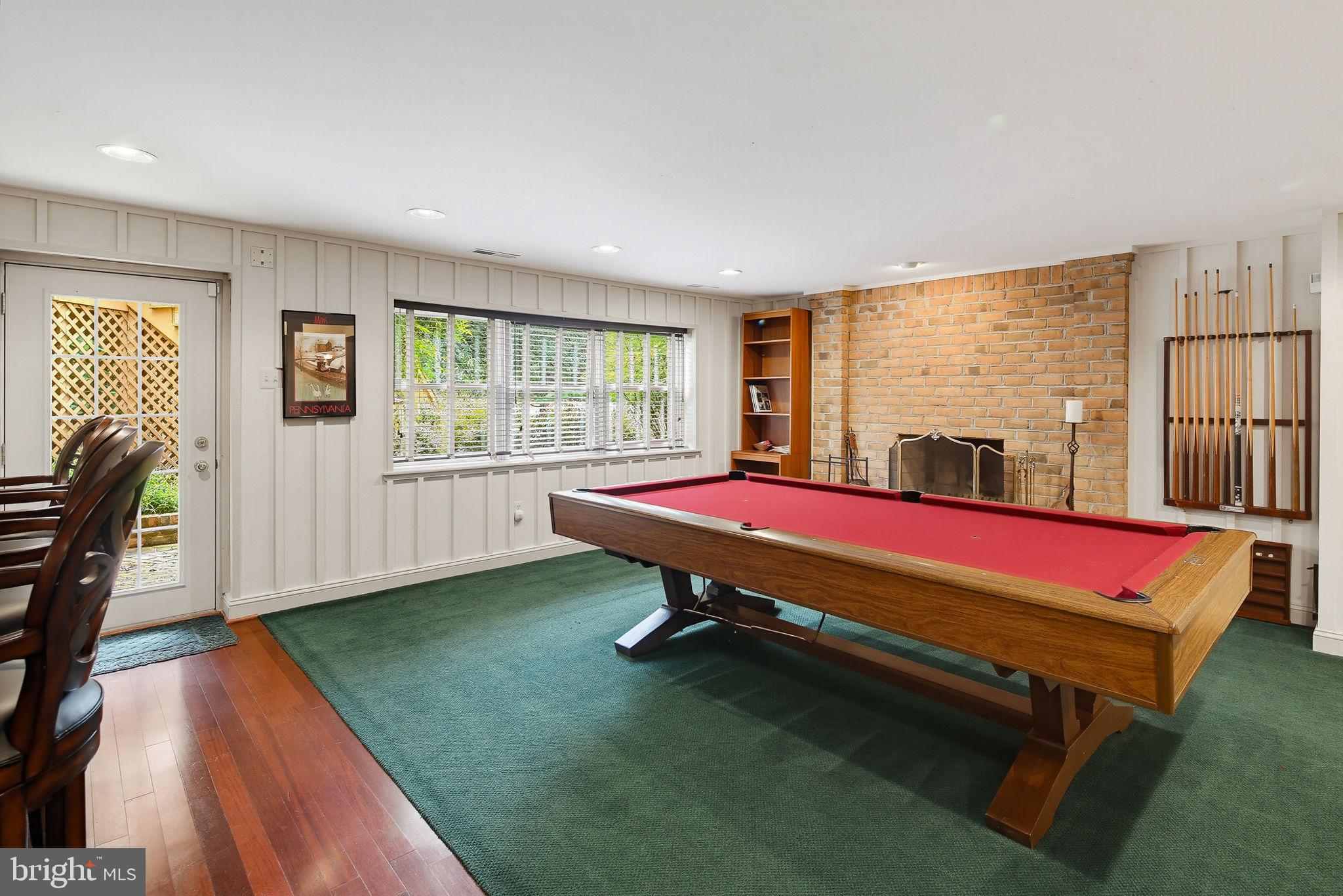 BUCKSKIN WOODS - Residential