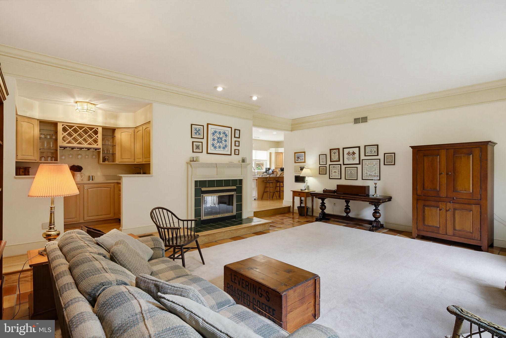 BUCKSKIN WOODS - Residential