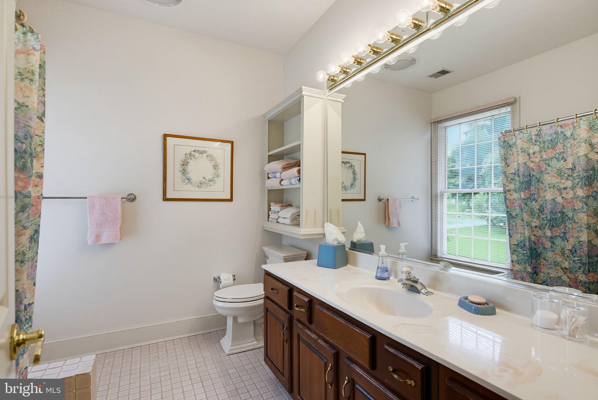 BUCKSKIN WOODS - Residential