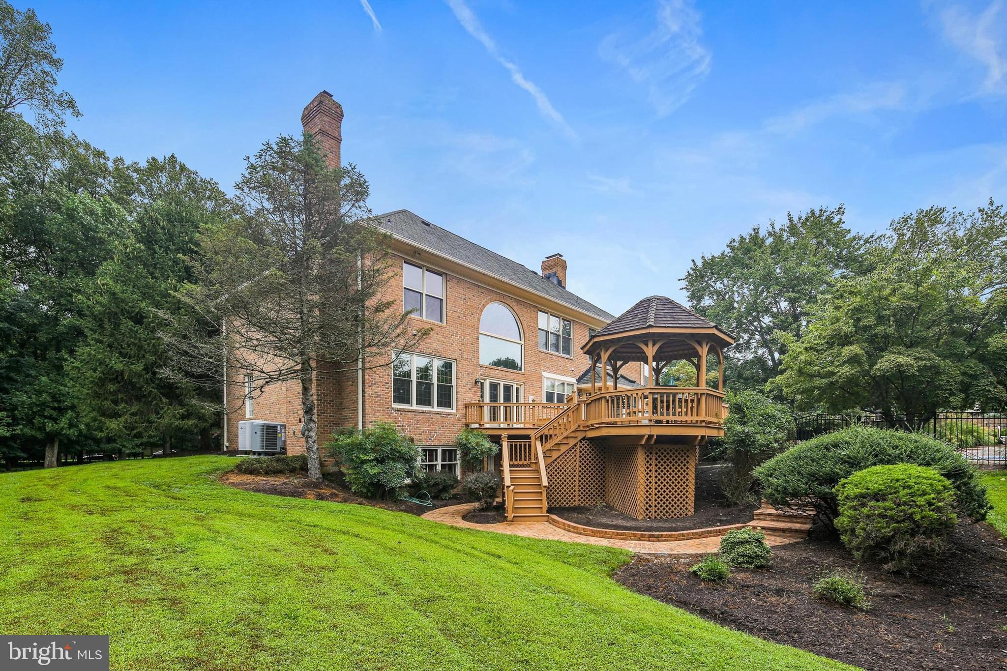 BUCKSKIN WOODS - Residential