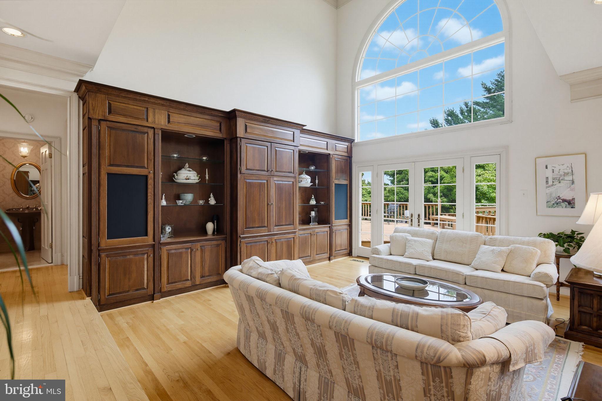 BUCKSKIN WOODS - Residential