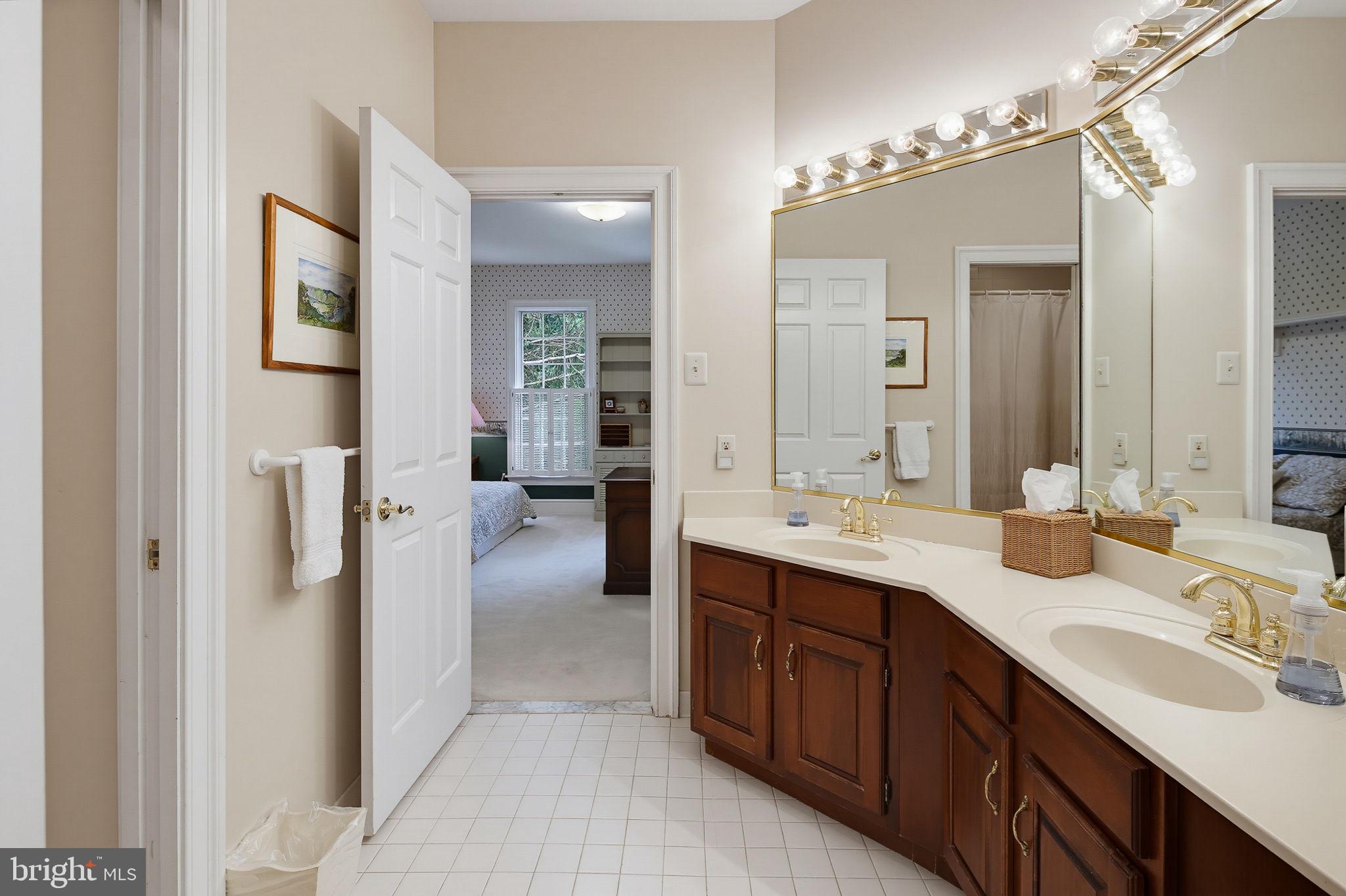 BUCKSKIN WOODS - Residential