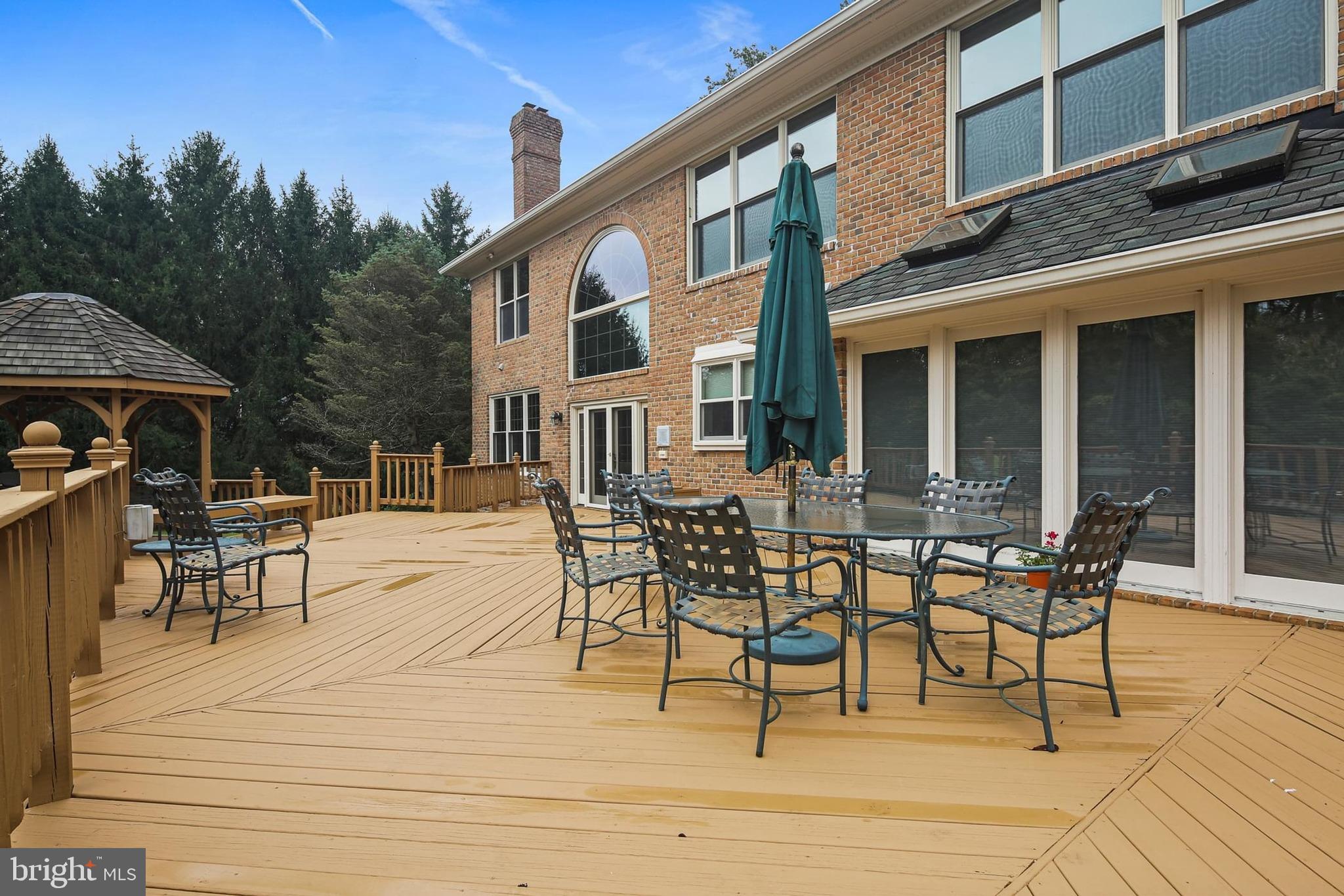 BUCKSKIN WOODS - Residential