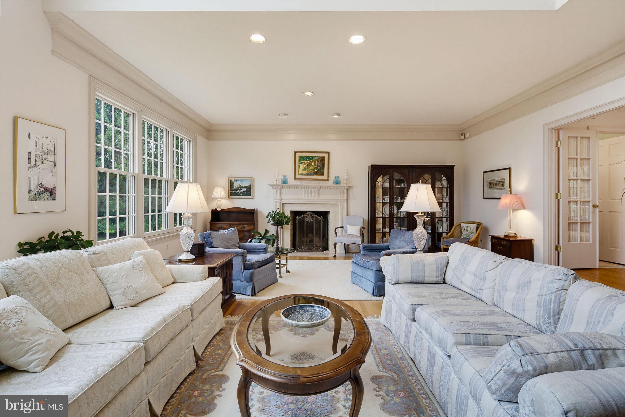 BUCKSKIN WOODS - Residential