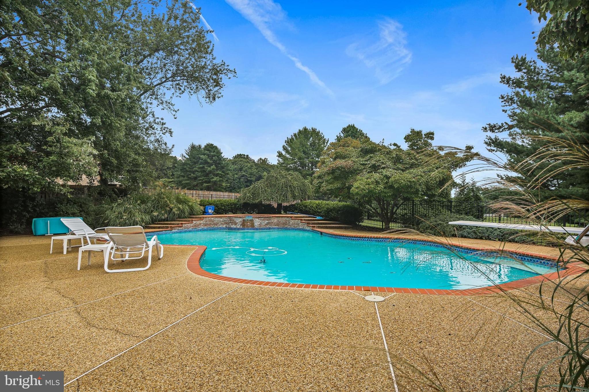 BUCKSKIN WOODS - Residential