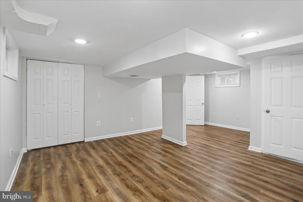 NORTH KENSINGTON - Residential