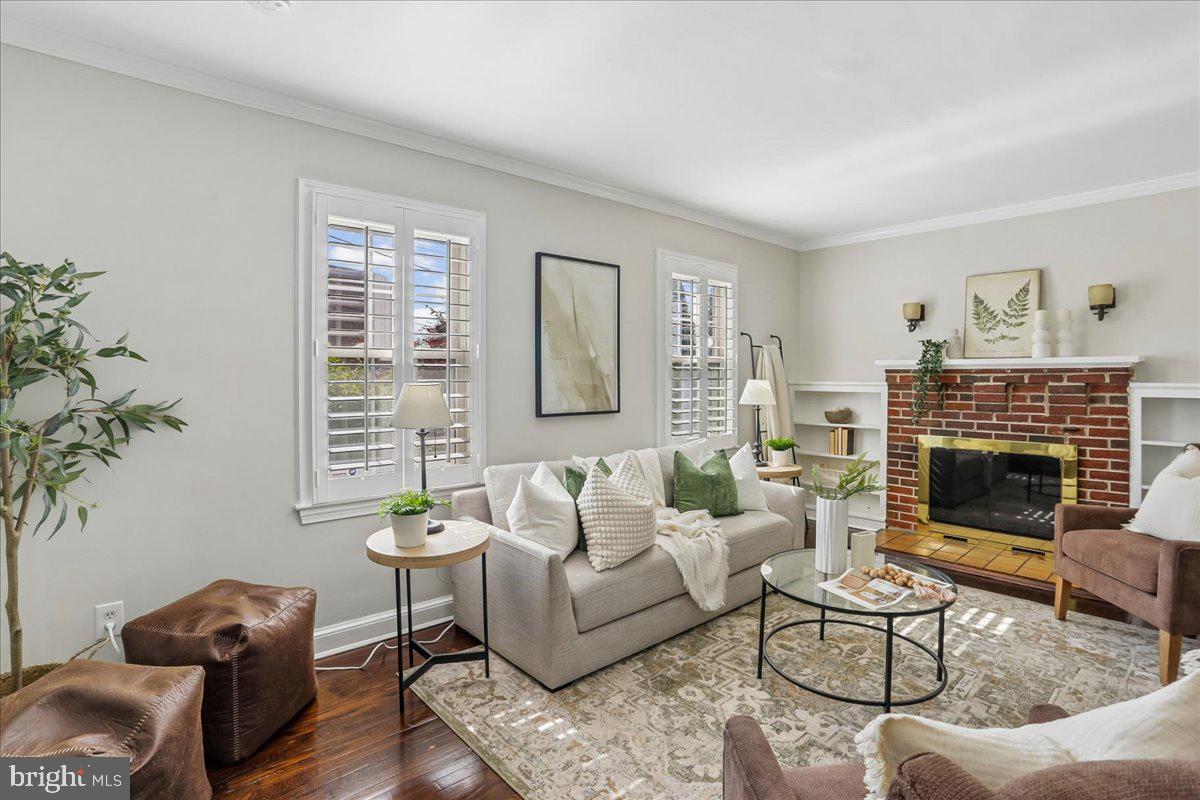 NORTH KENSINGTON - Residential