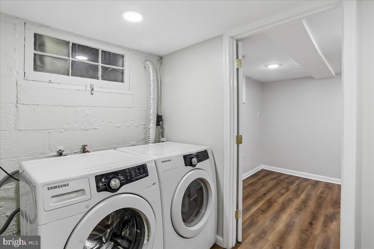 NORTH KENSINGTON - Residential